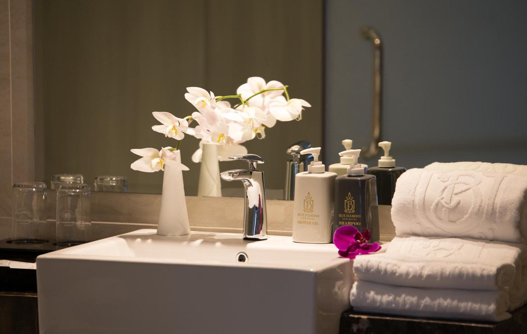 Nicecy Suite Hotel & Spa Ho Şi Min Dış mekan fotoğraf