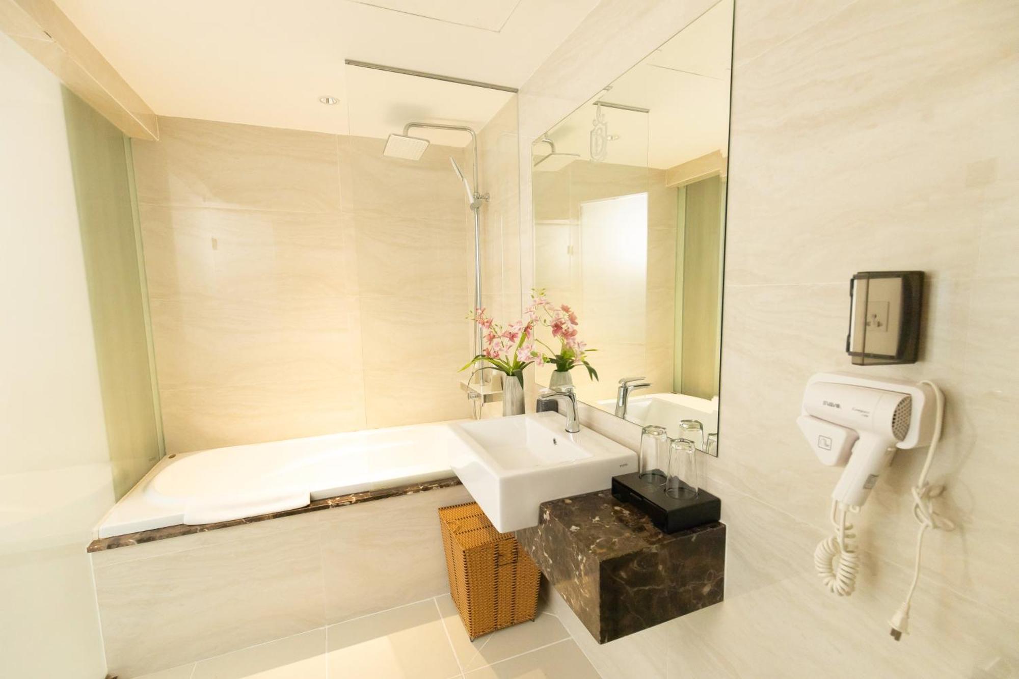 Nicecy Suite Hotel & Spa Ho Şi Min Dış mekan fotoğraf